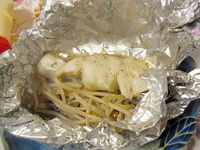 たらともやしのホイル蒸し焼き フライパンで簡単 レシピ 作り方 By ミスチバス 楽天レシピ