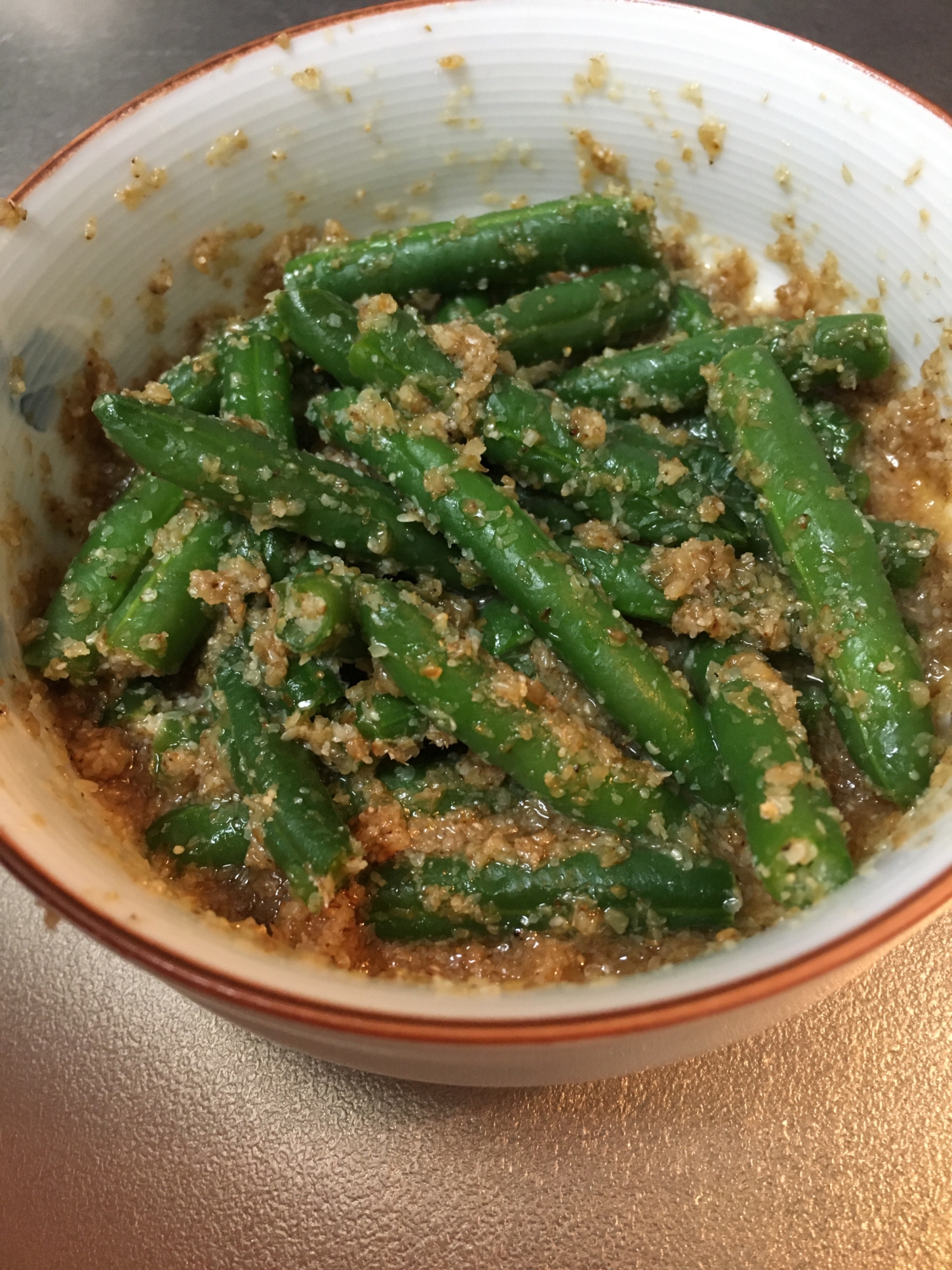 簡単！お弁当にも！麺つゆでいんげんの胡麻和え