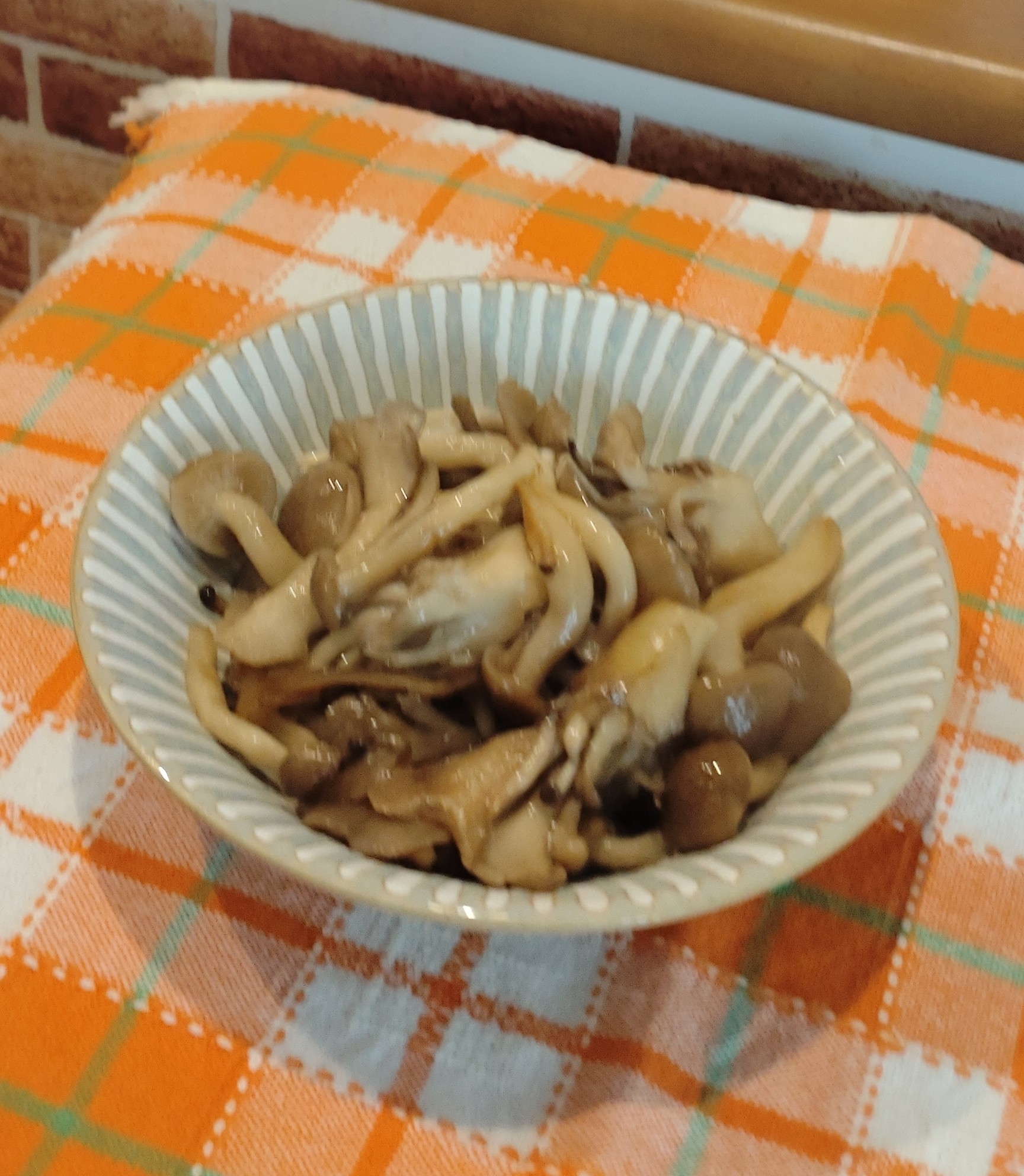 お腹のお掃除にも♡焼ききのこのマリネ
