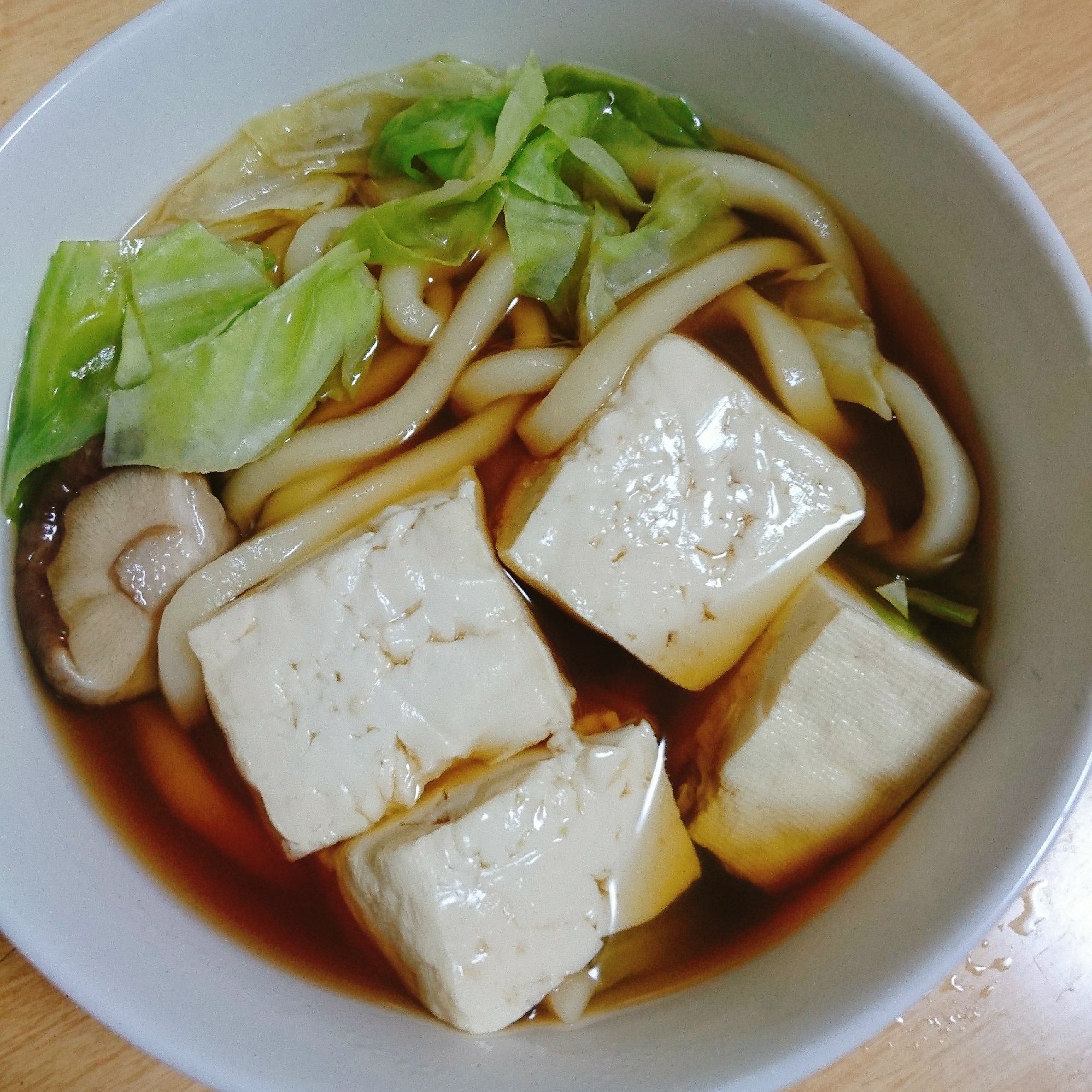 豆腐 キャベツ 椎茸のおうどん