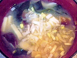 椎茸と高野豆腐のお味噌汁