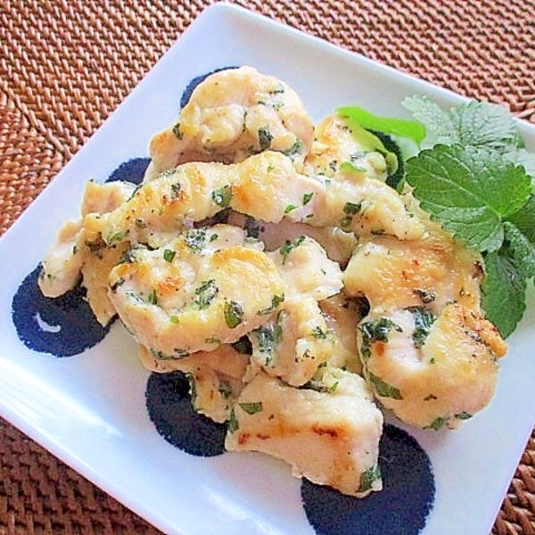 レモンバームチキン レシピ 作り方 By はぁぽじ 楽天レシピ レモンバームチキン レシピ 作り方 By はぁぽじ 楽天レシピ