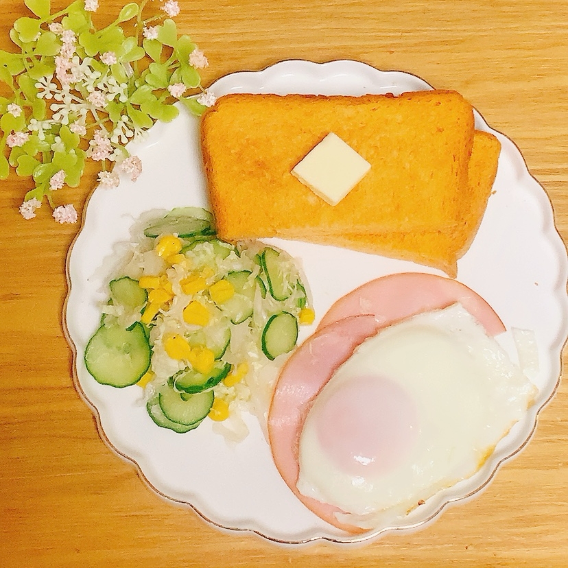 卵、パン、野菜♪朝食プレート•.¸¸¸.☆