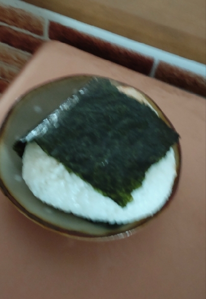 はゆちゃ～ん♫
照り焼きチキンのおにぎり美味しかったです(*´▽`*)おかず何も要らないですね♫素敵レシピごちそうさまでした♡