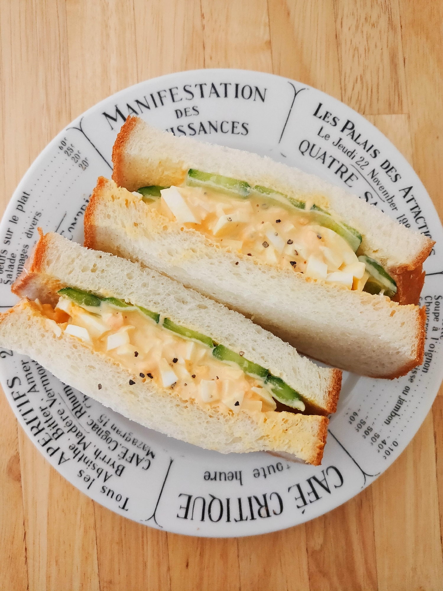 からしマヨで♪卵&きゅうりのサンドイッチ