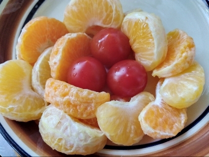 甘夏とフリルレタスのサラダ！