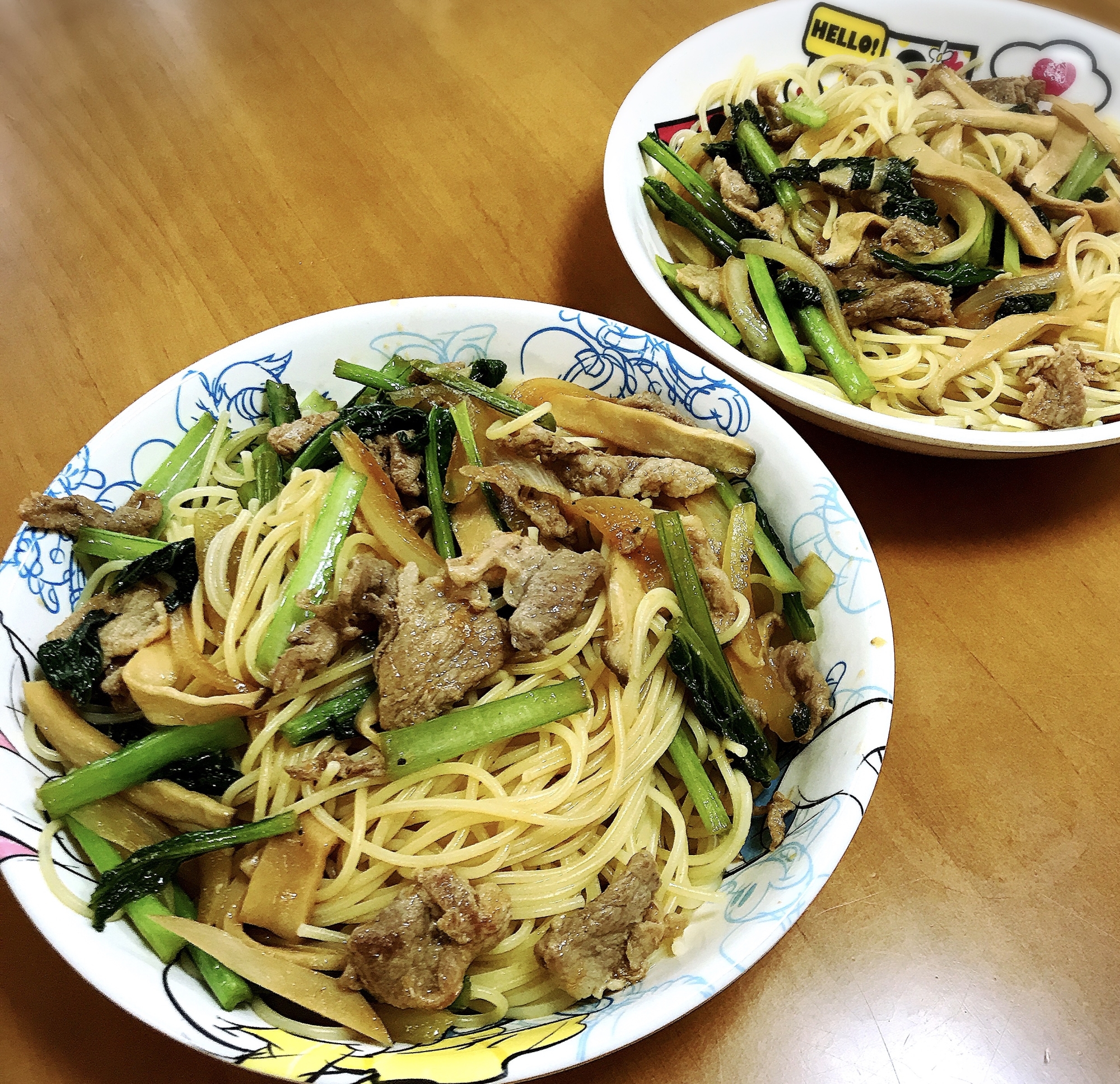 豚肉と小松菜とエリンギの和風パスタ