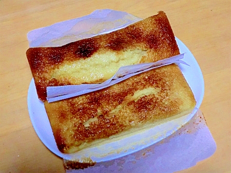 混ぜて焼くだけ♪簡単みそケーキ♪