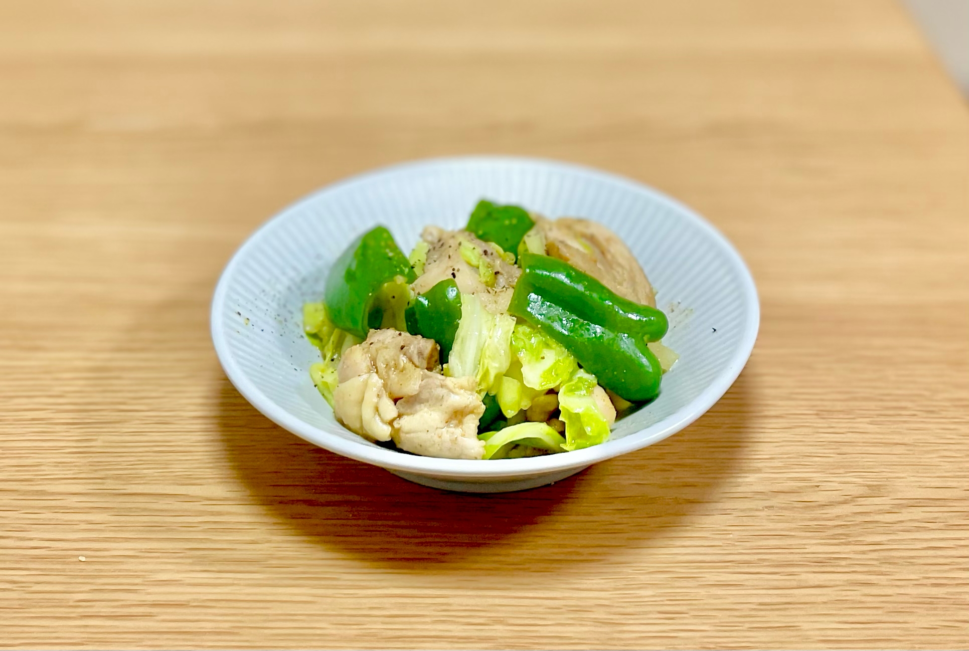 鶏肉とピーマンのカレー炒め