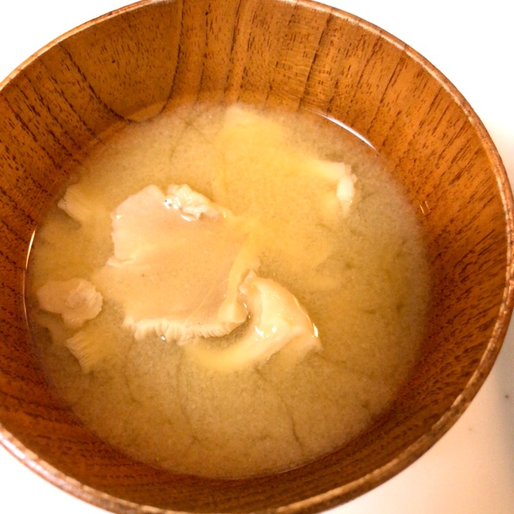 旬が美味しい タモギタケの味噌汁 レシピ 作り方 By ゆきのえ 楽天レシピ