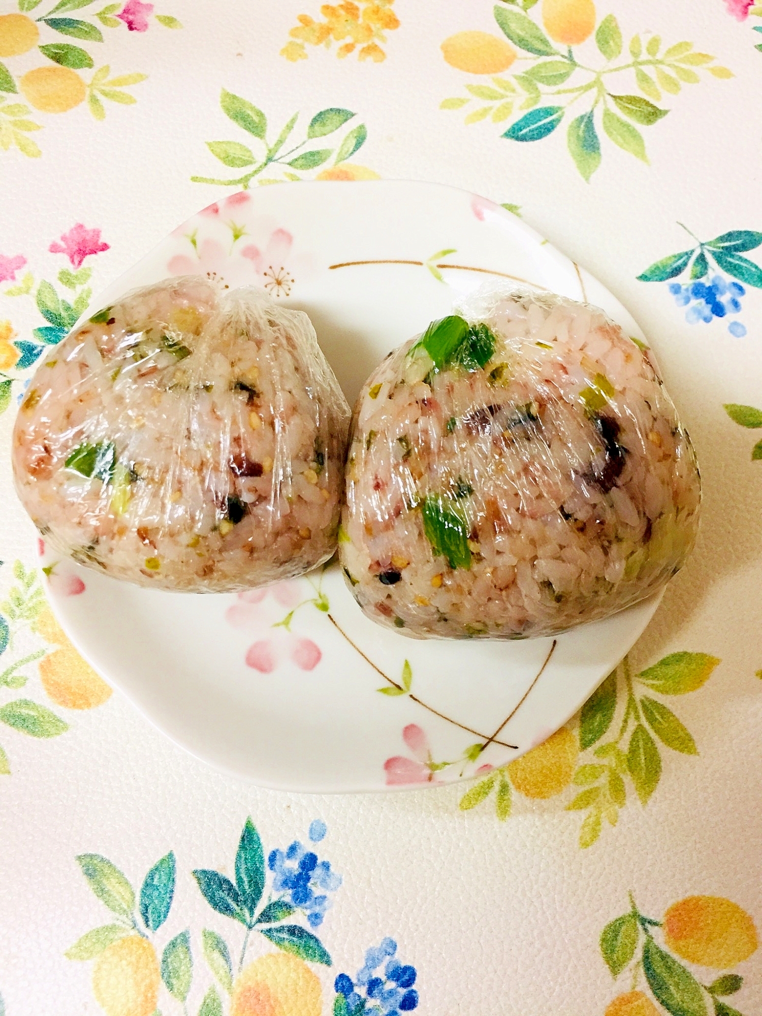 海苔と葱と胡麻のおにぎり