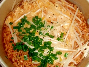 もやしと黒胡椒のチキンラーメン レシピ 作り方 By Smls2626 楽天レシピ もやしと黒胡椒のチキンラーメン レシピ 作り方 By Smls2626 楽天レシピ