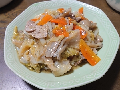 白菜と豚肉の八宝菜風炒め物