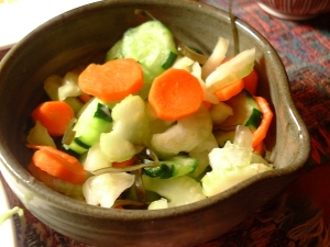 残り野菜で　夏野菜のレモン風味つけもの