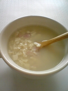 木綿豆腐とベーコンのスープ