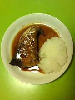 ぶりの照り焼き、大根おろし添え