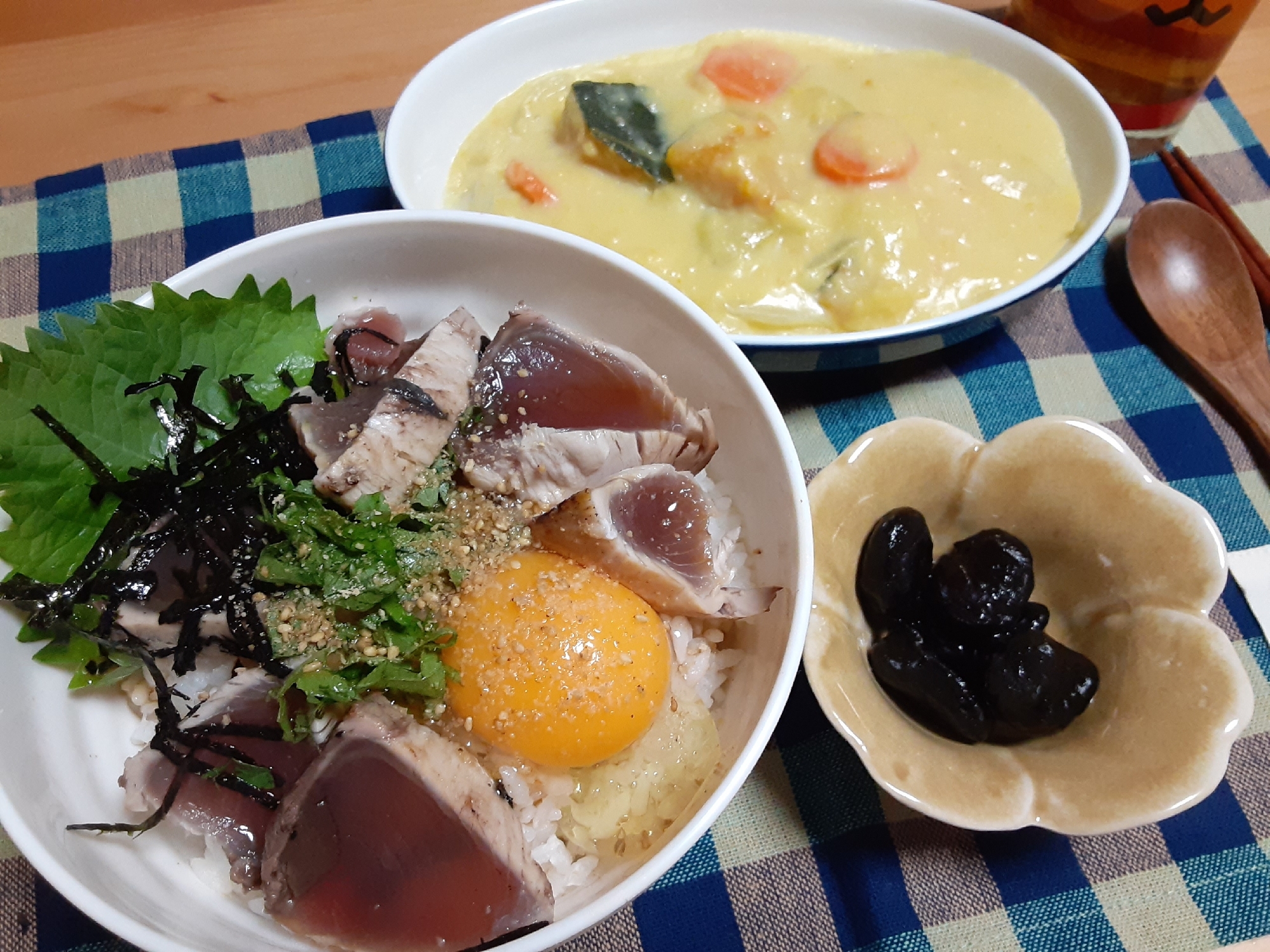 鰹たたきの漬け丼