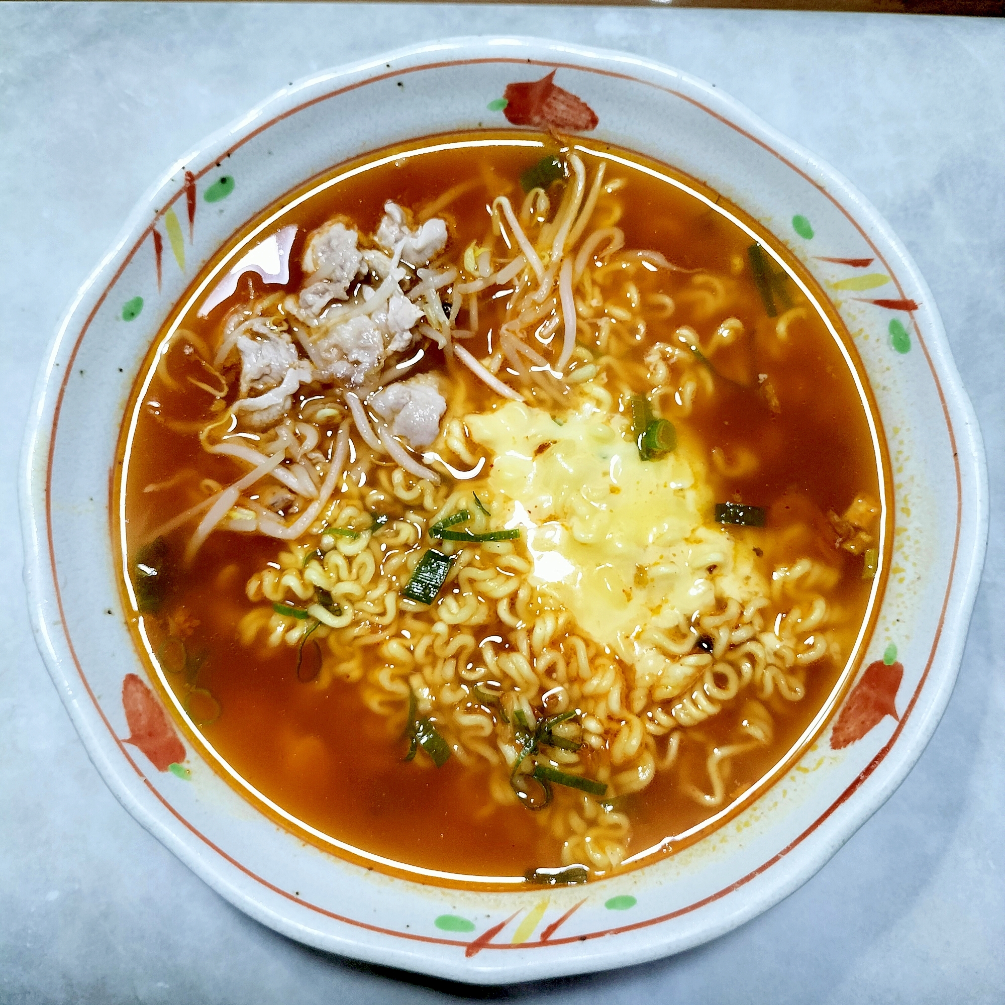 ☆国産チーズで☆とろける味噌チーズラーメン♪