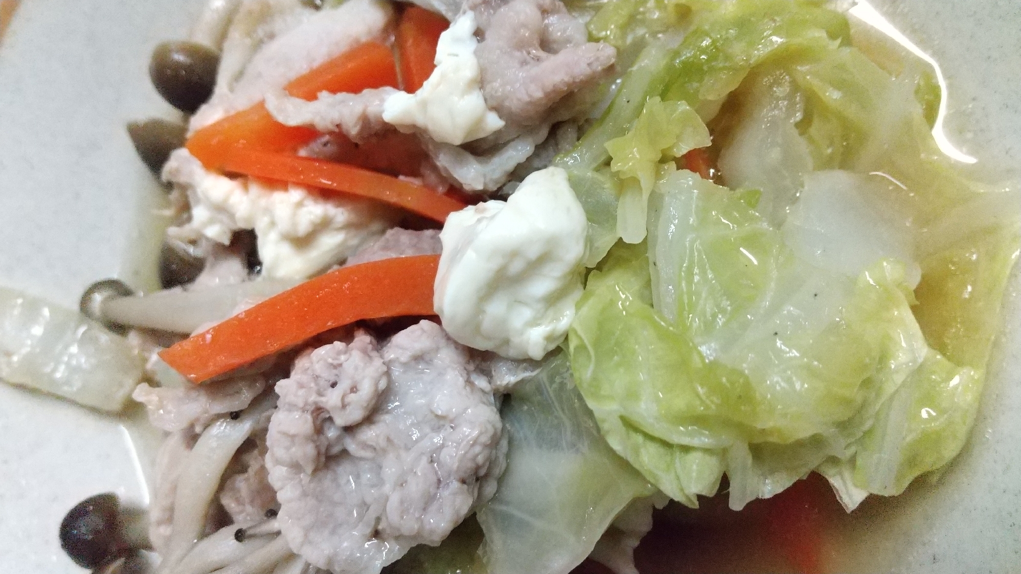 白菜と豚肉の蒸し物
