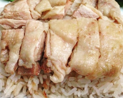 炊飯器deカオマンガイ(海南鶏飯)