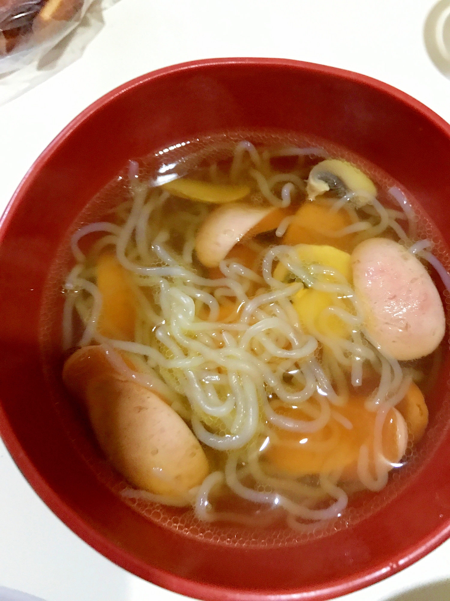 冷蔵庫にあったあまりもので簡単しらたきスープ