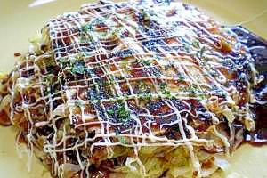 いつもは大阪焼きですが、　｢広島焼き風お好み焼き」