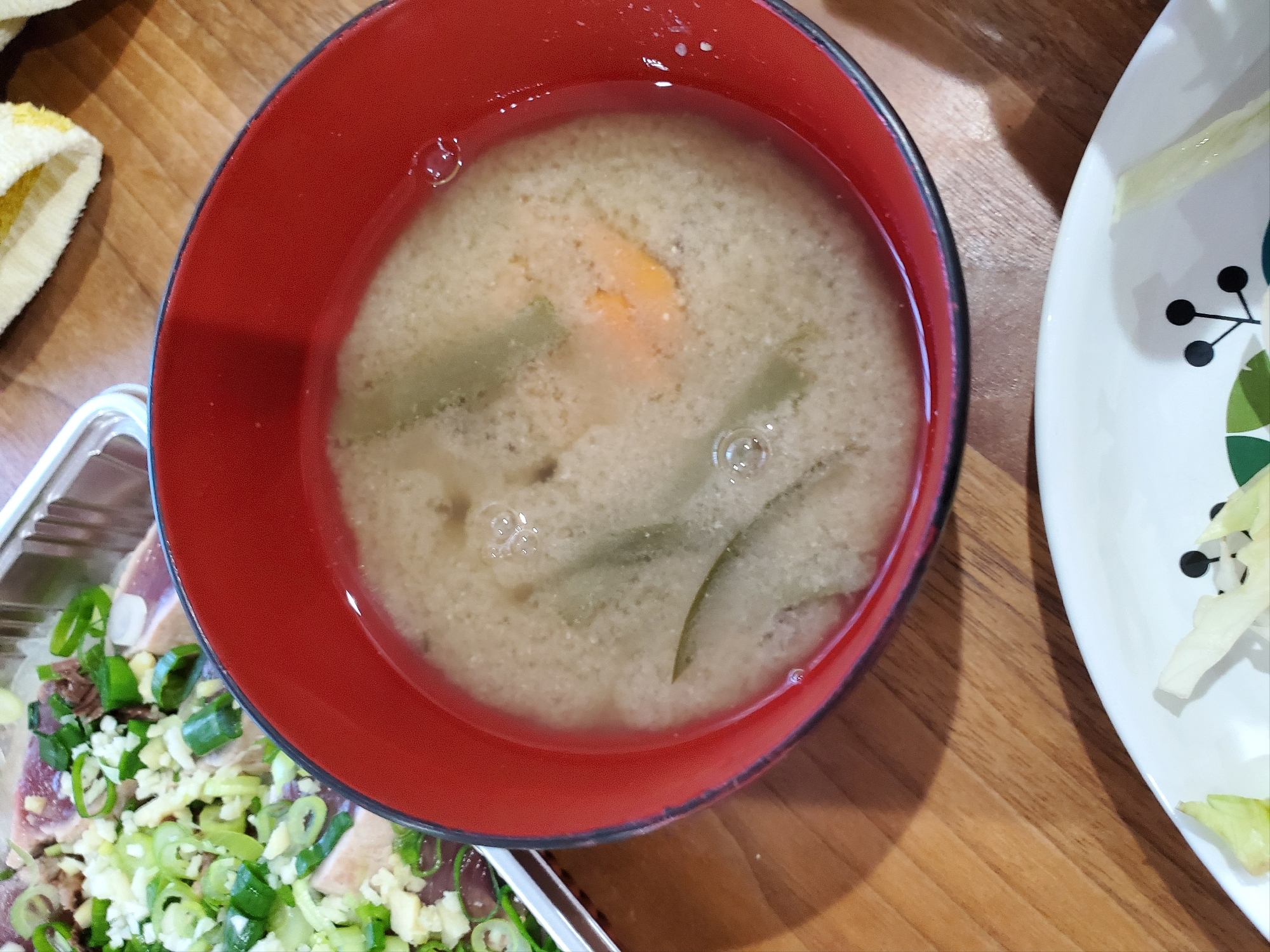 人参、茄子の味噌汁