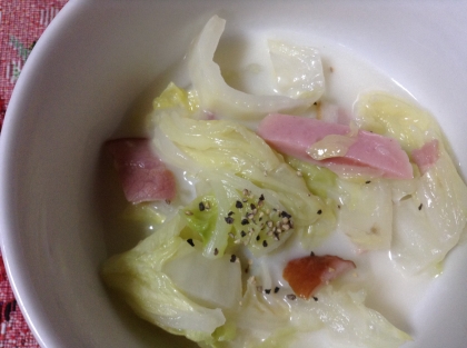 こんばんは♡白菜の美味しい季節がやって来ました♪
生姜も入ってるのでポカポカほっこり温っまりました(^^)ごち様でした♪
