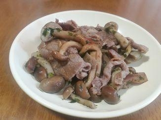 牛肉ときのこの青のり炒め