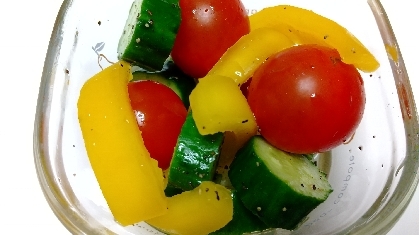 ポリ袋で簡単 カラフル野菜のピリッとピクルス