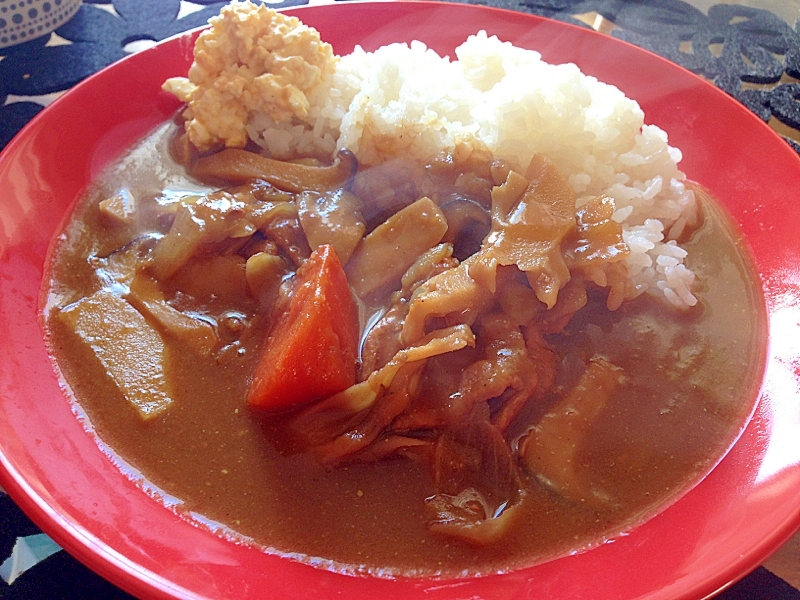 たっぷりきのこのチーズカレー