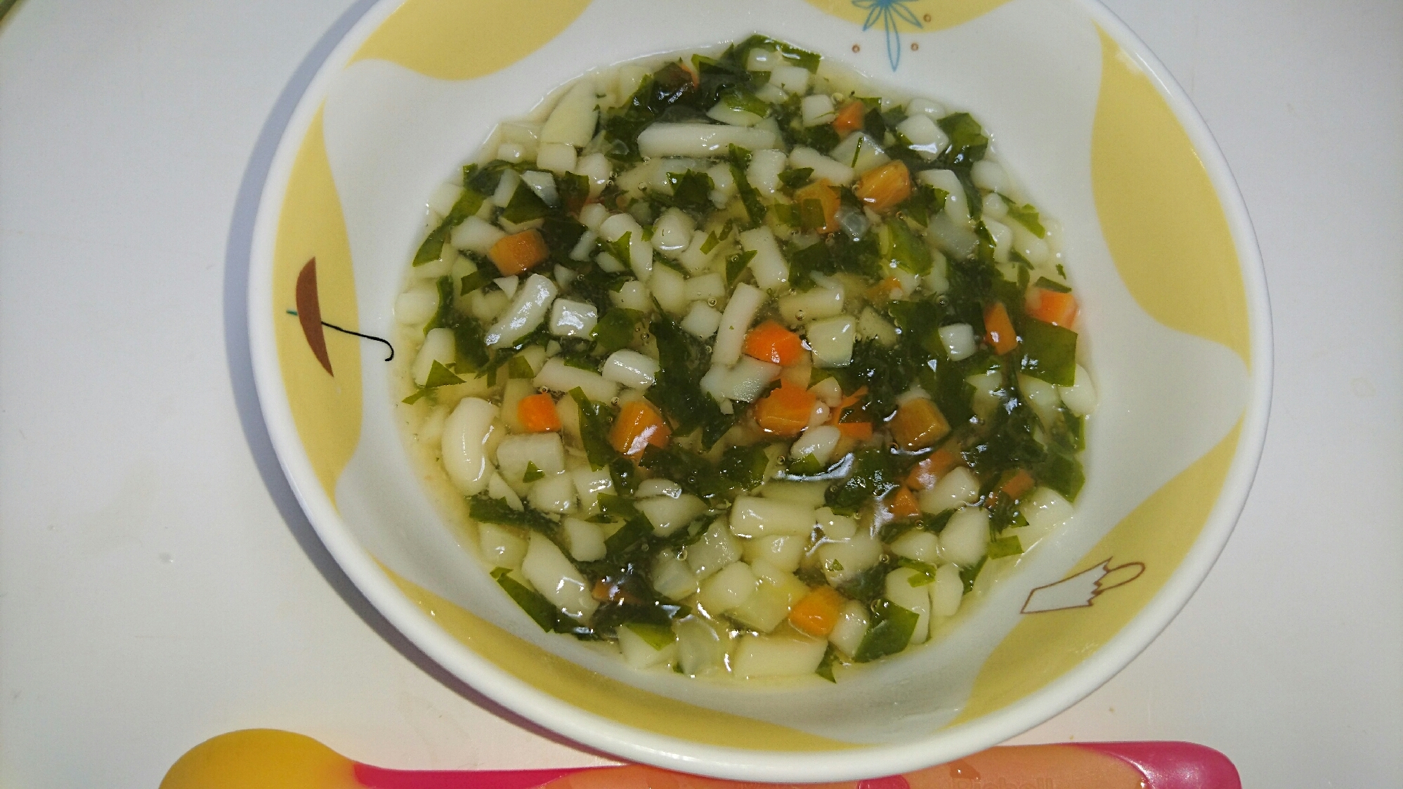 離乳食後期☆野菜入りわかめうどん