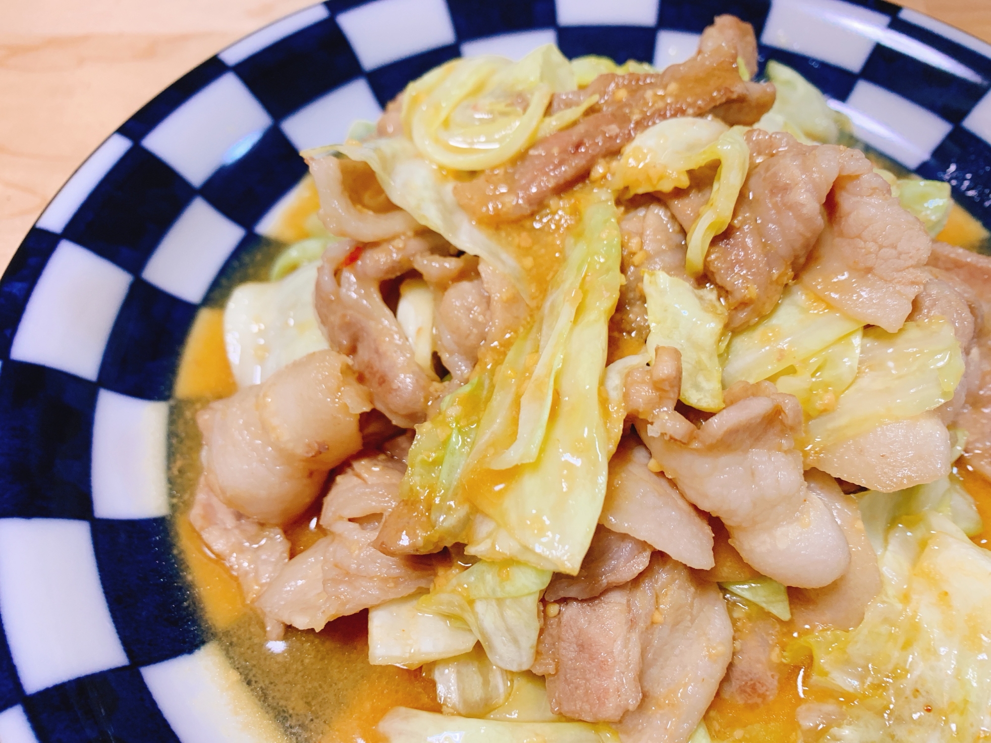 簡単☆キャベツと豚肉のスタミナ味噌炒め♪