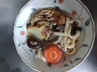 　豚肉で！　「すき焼き風焼うどん」　　♪♪