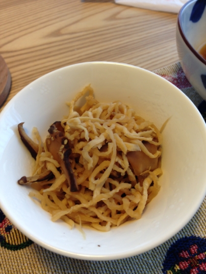 切干大根と干し椎茸の煮物