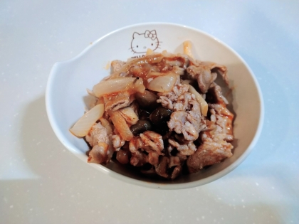 簡単!豚こま肉としめじで節約ポークチャップ