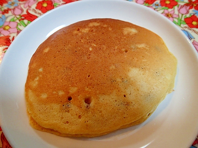 小豆と林檎ジャムとはと麦のホットケーキ♬