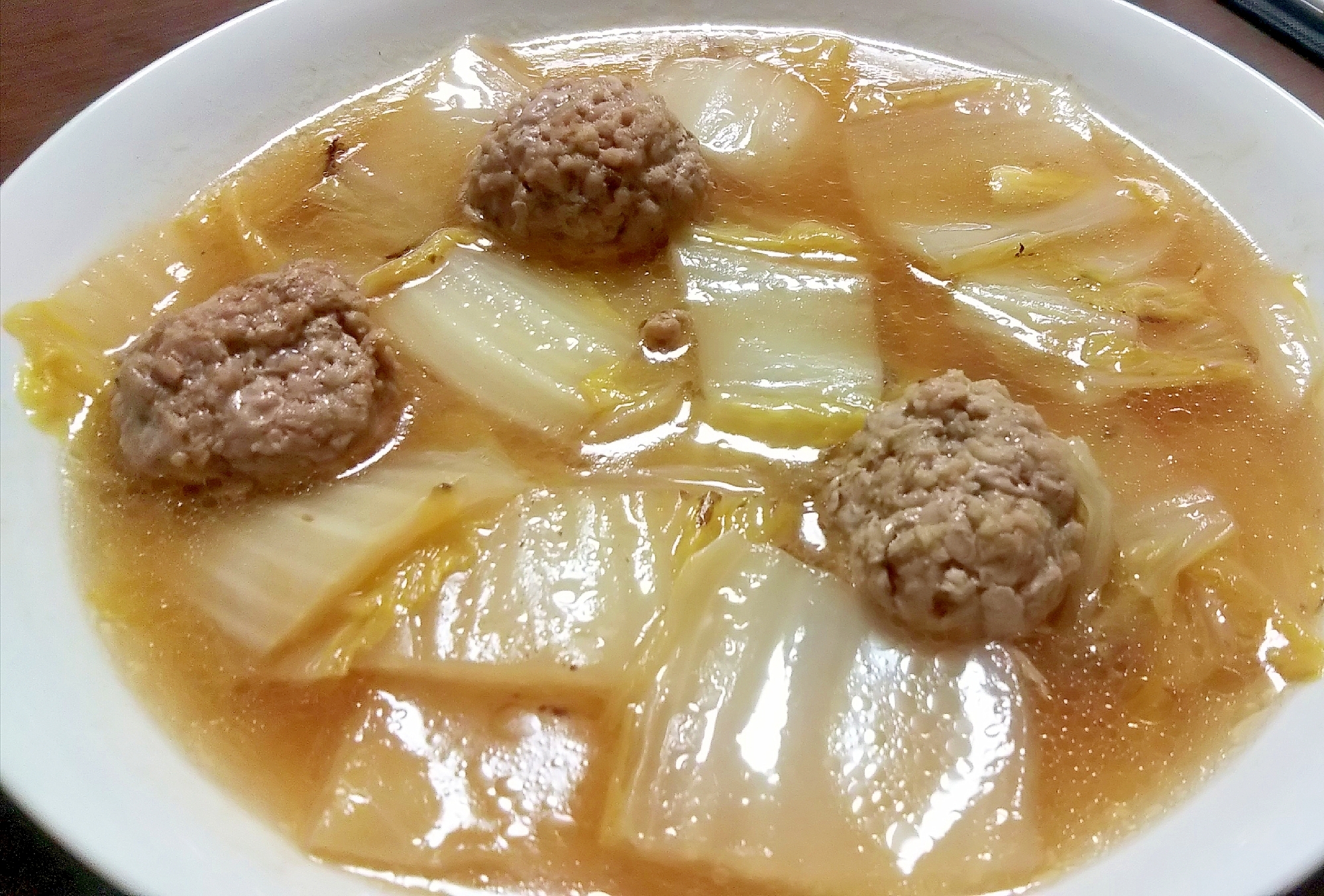 肉団子と白菜の中華スープ