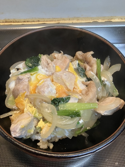 玉ねぎとねぎたっぷり♪親子丼
