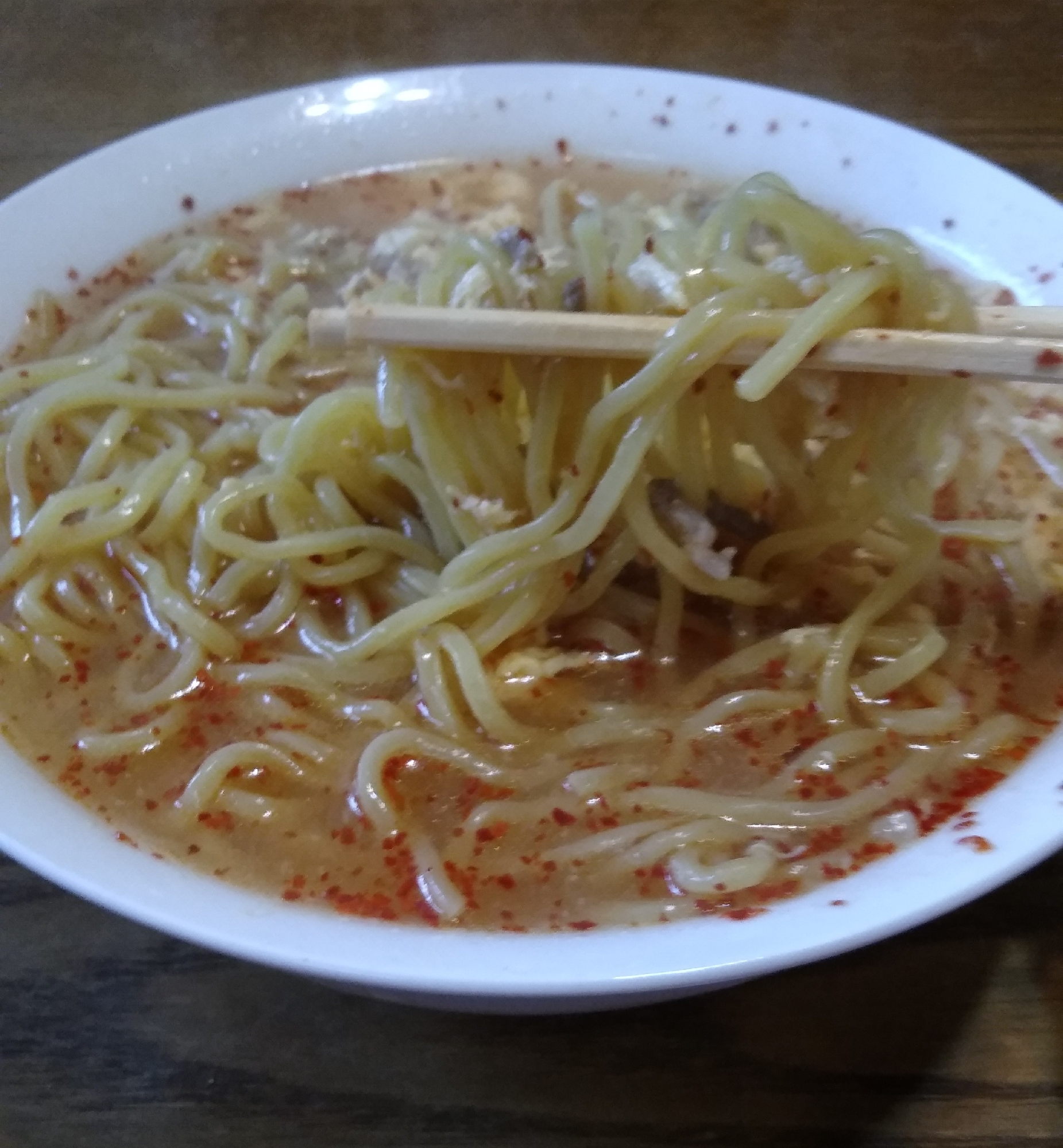 辛くない唐辛子入り♪にんにくラーメン♪