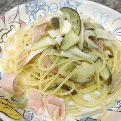 なすのクリームパスタ