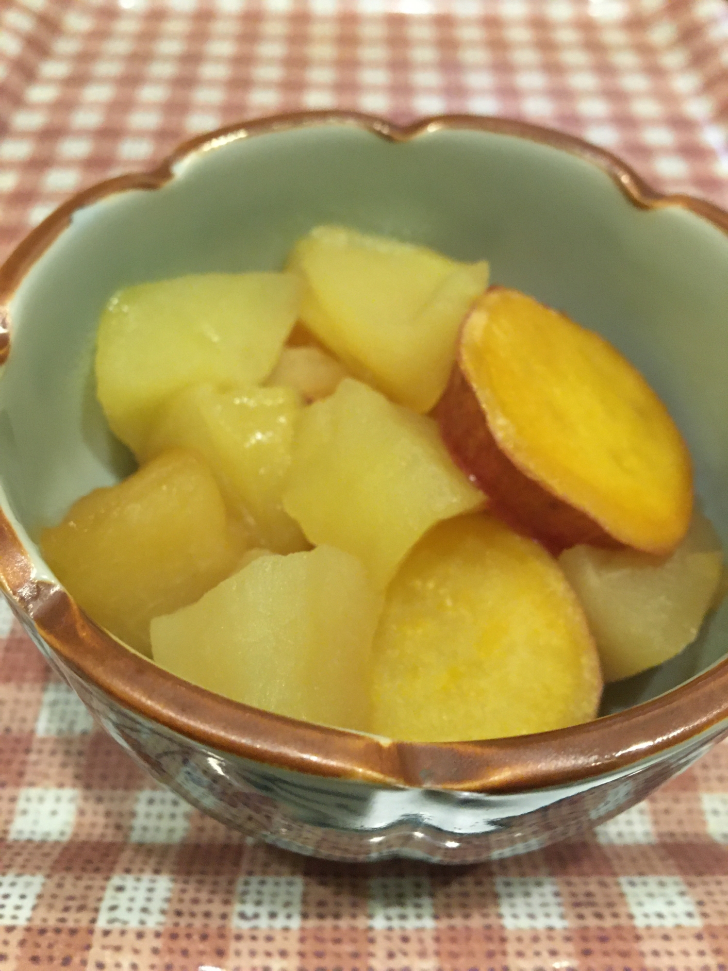 炊飯器で簡単☆ホクホクさつまいもとりんごの甘煮♪