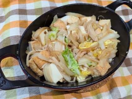 お肉なしでも満足♡ヘルシー厚揚げ＆えのきの炒めもの