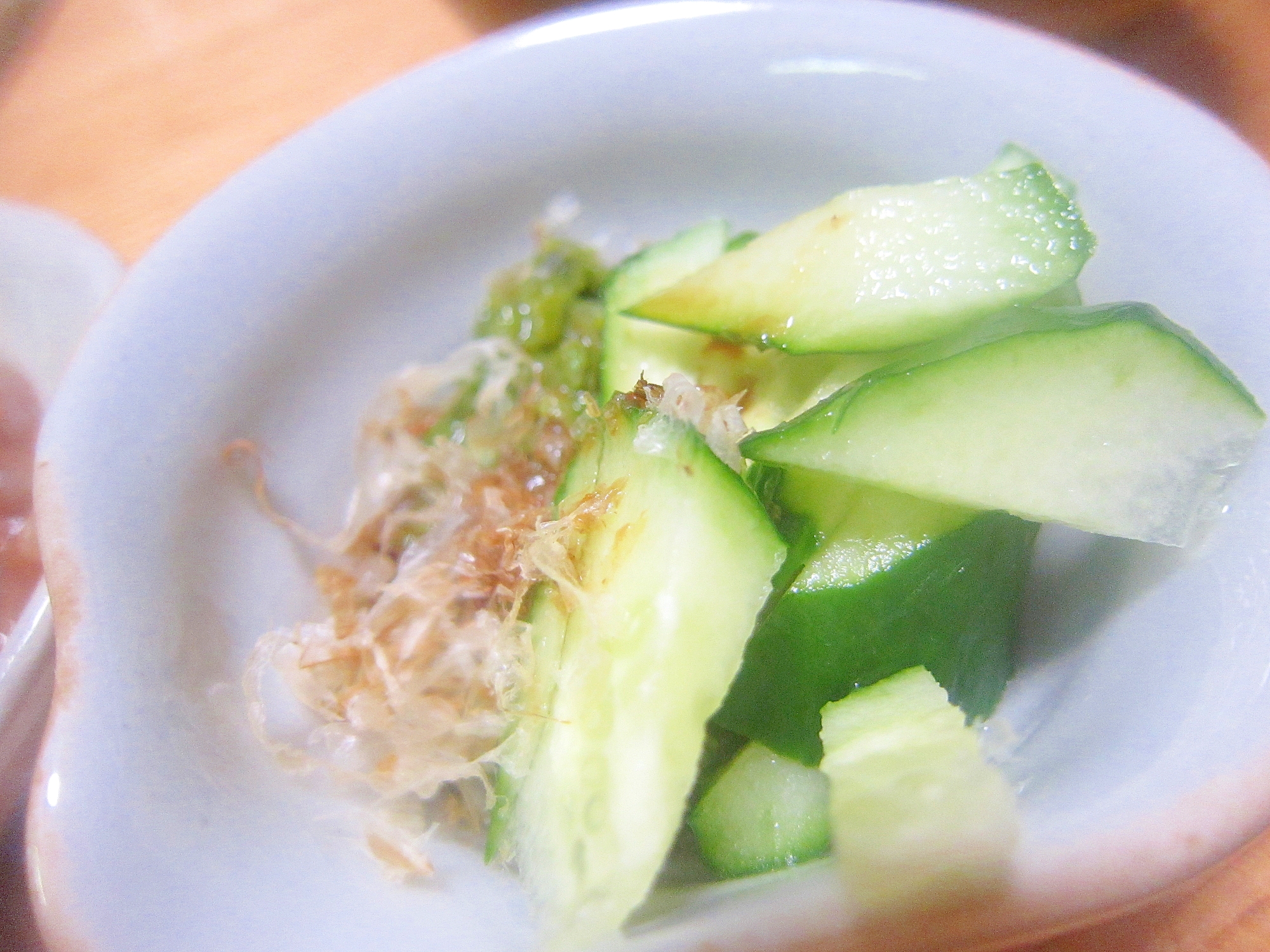 胡瓜とめかぶと鰯節のポン酢サラダ