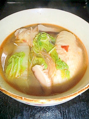 中華風手羽先スープ