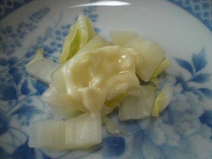 山葵とマヨネーズって初めてかも・・・・・・白菜とも良く合いますね。今日も美味しく頂きましたごちそうさま・・・・。(*^_^*)