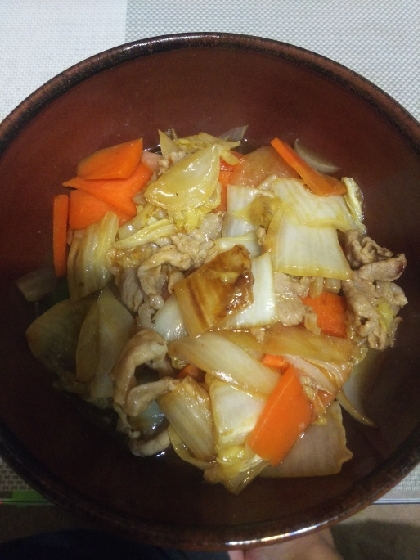 初めて中華丼を作ったのですが、野菜たっぷり旨みたっぷり、甘め好きなので、簡単レシピ助かります。また利用させていただきます(^^)