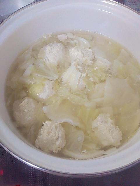 とり団子の野菜スープ