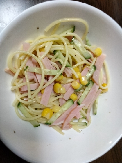 とうもろこしのパスタサラダ