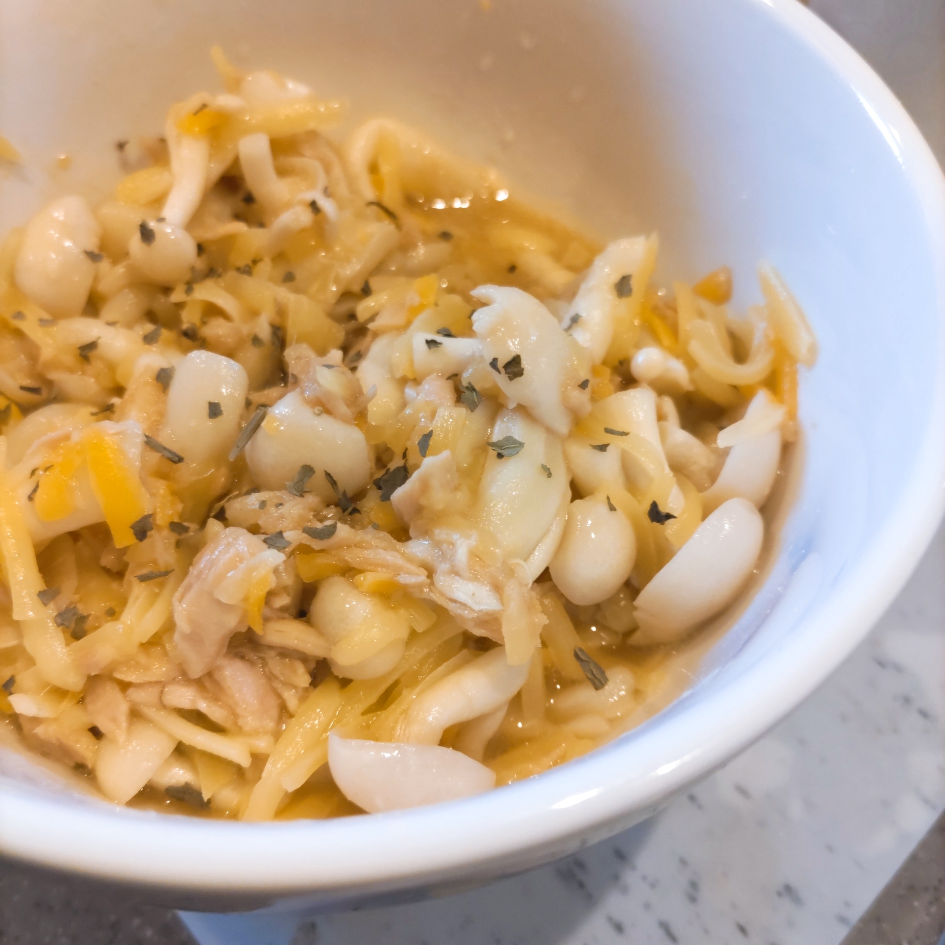 子どももパクパク!ブナピーとツナの和え物